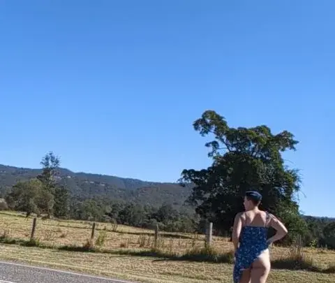 kitthebeefcake blue dress butt flash outside