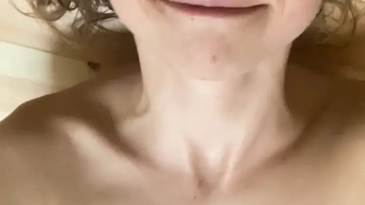 beeboo girl – Another rolling around talky and wet video I was dancing