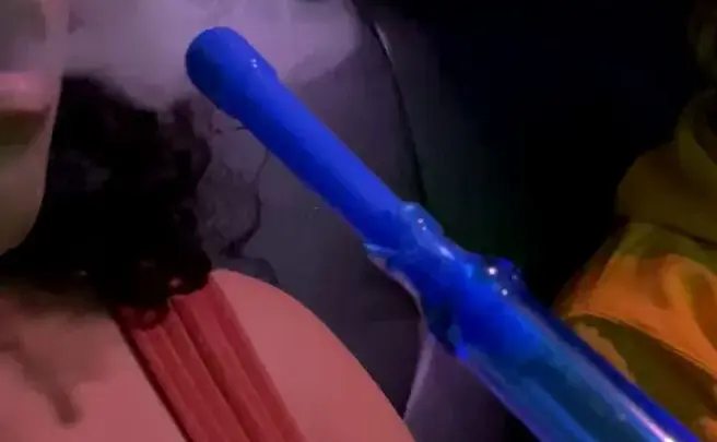 TanlinesNGoodTimes – Asian Hookah Scene Car Smoke Vibes