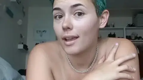 kitthebeefcake bending over