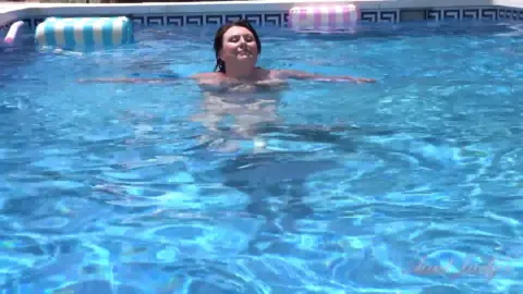 auntjudys com – JoJo Goes Skinny-Dipping in the Pool