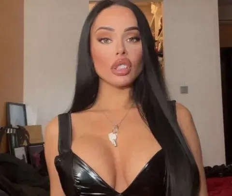 evilwoman evilwoman 2024 04 15 3279514171