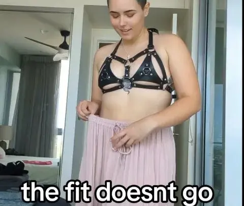 kitthebeefcake long skirt butt