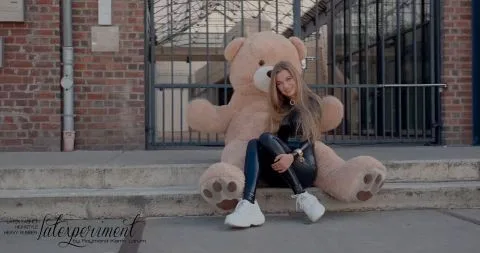 LateXperient H265 2020 07 05 Catherine Reus