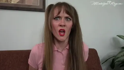 Madalyn Raye resigned and in a bind