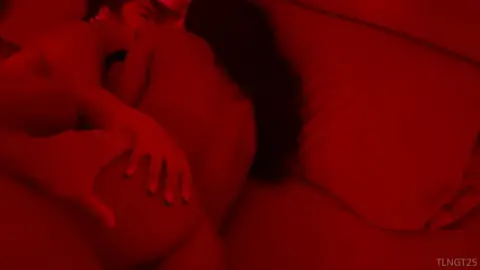 TanlinesNGoodTimes – OnlyFans Girls Fuck in Red Light