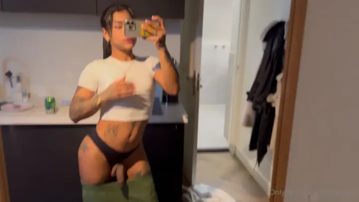 VVOF OnlyFans – 拉丁裔 MILF 自拍性爱