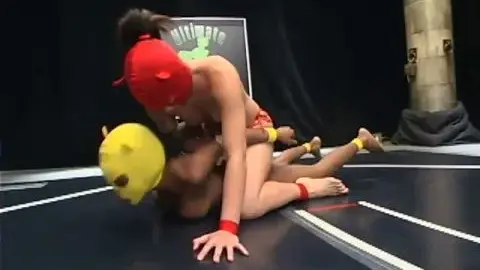 UltimateSurrender com 2408 Ninja Kitty