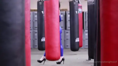 natalienightwolf – Fudeção na Academia