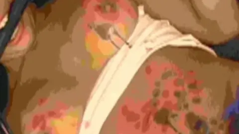 PainVixens ktr pvi 10 01 13 model in trouble