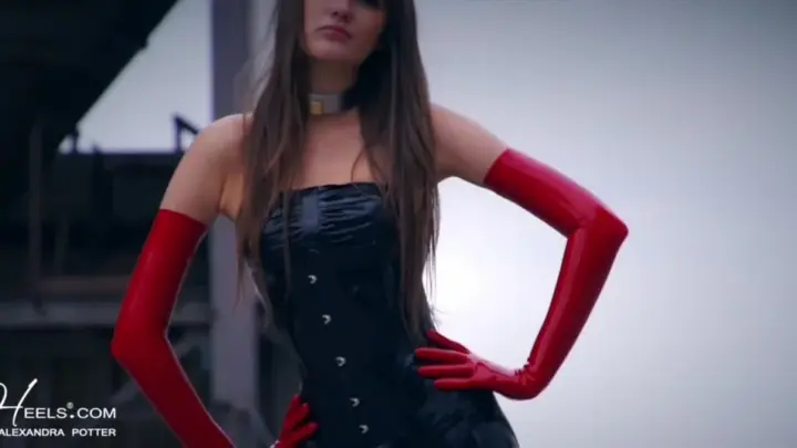 LateXperient H265 2011-09-20 – Black Red Latex