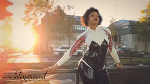 LateXperient H265 2018-11-04 – Shayna Latoya Xaria