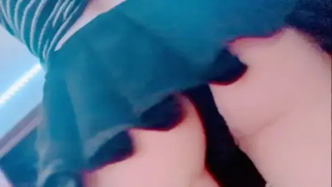 Ragazza Bianca Magra 20enni Solleva Gonna, Fottuta