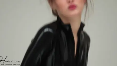 Latexperiment 2012-03-01 – Black Latex Body