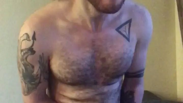 knottydevil 2021-03-09 Watching gorgeousgreenglasshouse get spanked and stripped a 0goe