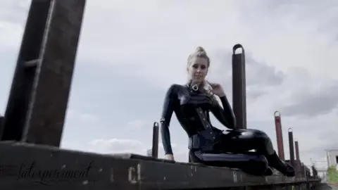 Latexperiment 2019-11-21 – Sophia Levine