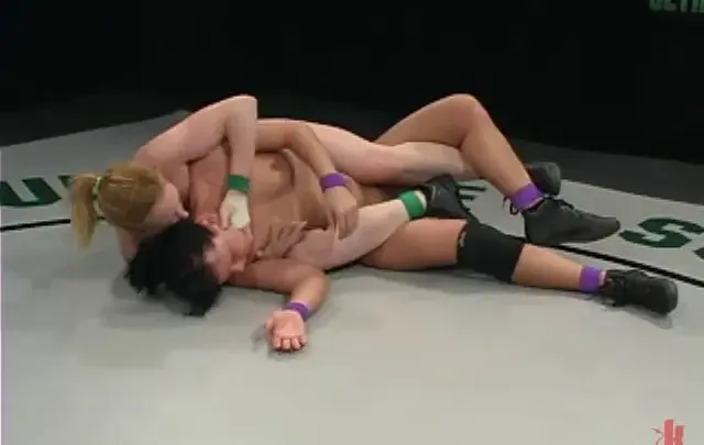 UltimateSurrender com 3665 darling julie