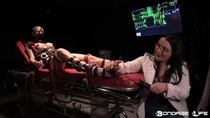 Bondagelife 1 alice gurney 0001