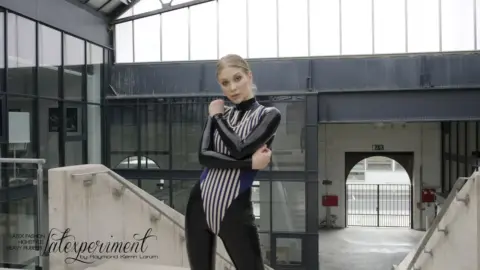 LateXperient H265 2019-06-16 – Leila Herring