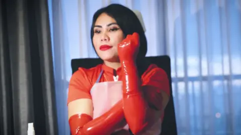 dominafire Latex Glove Fetish Asmr 1