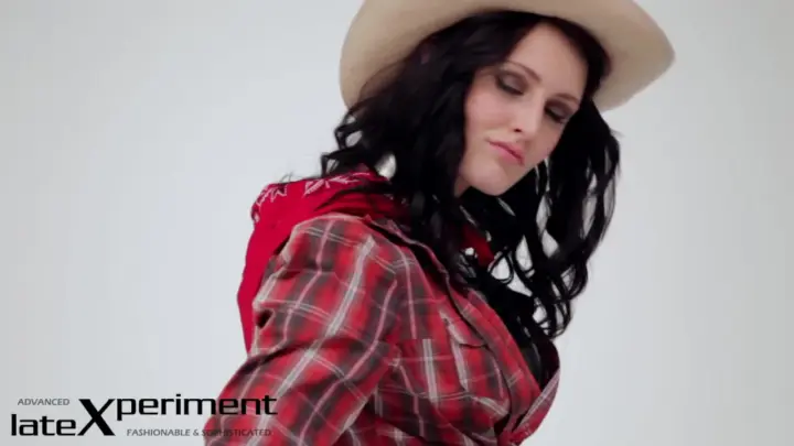 LateXperient H265 2012-08-19 – Grace Stout