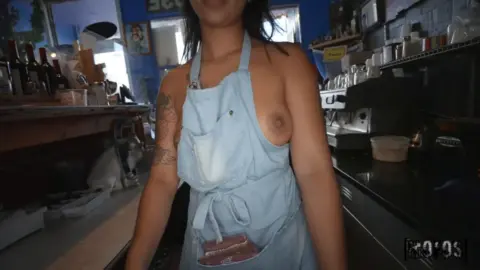 MOFOS 20 22 LetsPostIt 22 11 17 Ameena Green The Cafe Waitress Gets Creampied 1080p