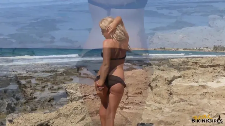 RealBikiniGirls sonia-c-black-bikini 4k