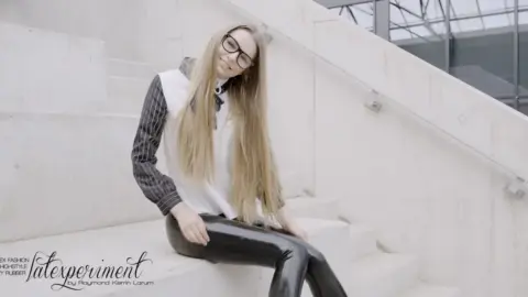 Latexperiment 2020-05-31 – Catherine Reus