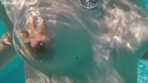 RealBikiniGirls bea-triss-all-wet 4k