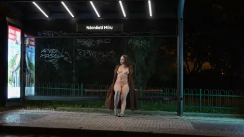 Ivy Rouge Pack 3 ivyflash com – Flashing on the Subway