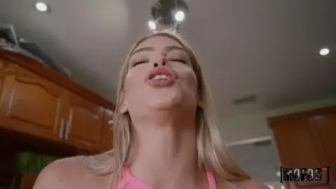 MOFOS2019 IKnowThatGirl 19 10 25 Leah Lee Cheating with Leah 1080p