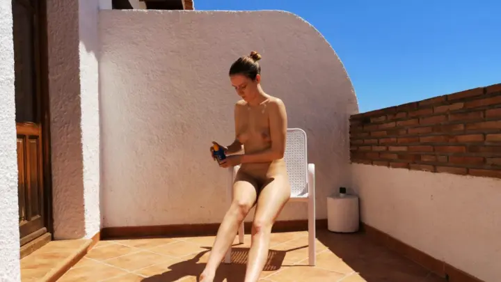 Scarlot Rose manyvids 20 03 22 scarlotrose morning sun lotion nude outside