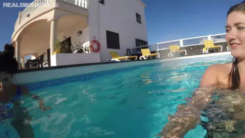 RealBikiniGirls jessica-millie-eden-pool 4k
