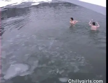 chillygirls com v+r-iceswim
