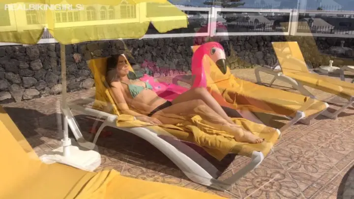 RealBikiniGirls tania-chilled 4k