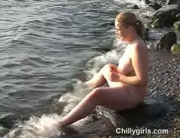 chillygirls com kataswimsun3