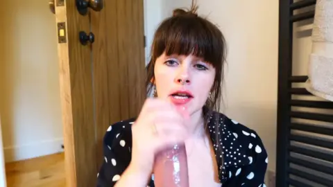 Sydney Harwin Pack Part 5 Sydney Harwin – TABOO MANIC OBSESSION