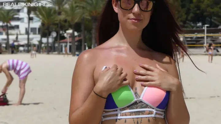 RealBikiniGirls charlotte-topless-treat 4k