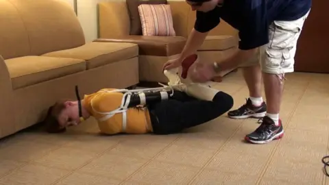 TiedinHeels Serene-Likes-it-Tight-2-HD-WMV