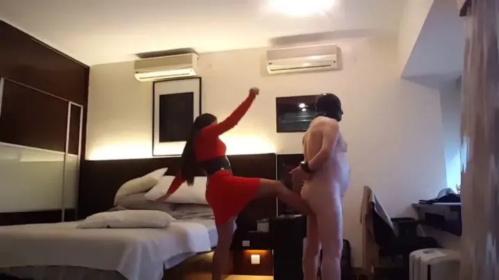dominafire Dominafire Ballbusting